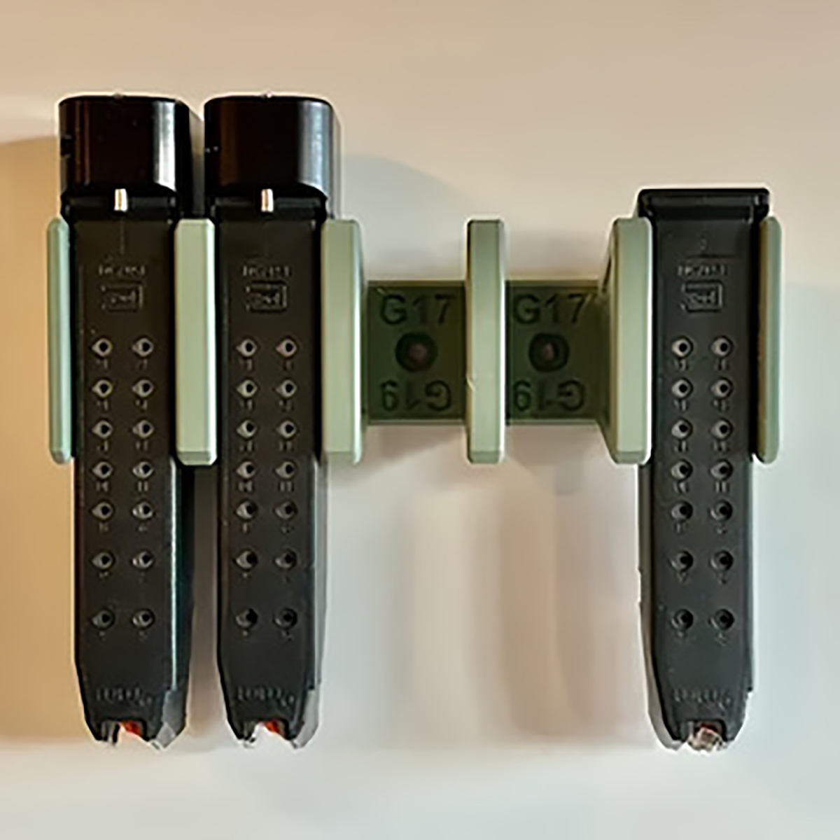 Motorcycle Gear Wall Mount - Cross - Border Tactical Style Magazine
